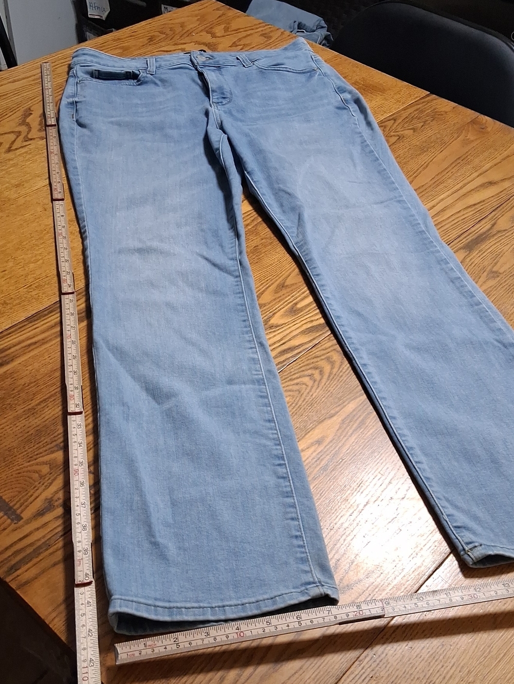 NYDJ Jeans 12 Womens BLUE MARILYN STRAIGHT LEGS Preowned Used Pants